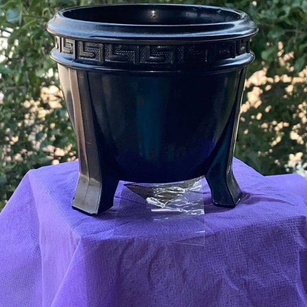 Antique LE Smith Amethyst Greek Black Key Glass Vase Made In USA Home Decor